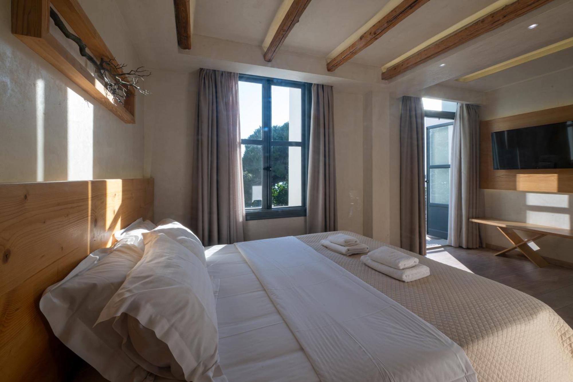 Panellinion Luxury Rooms Kalamáta Kültér fotó