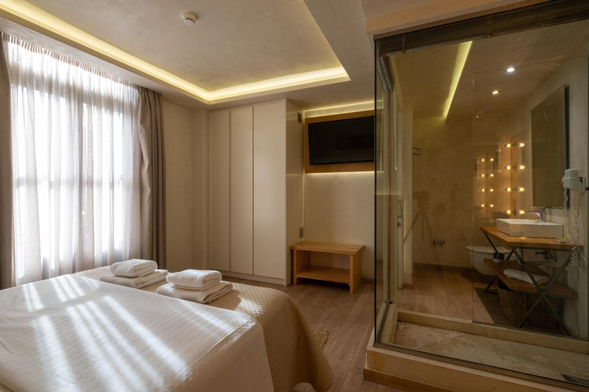 Panellinion Luxury Rooms Kalamáta Kültér fotó
